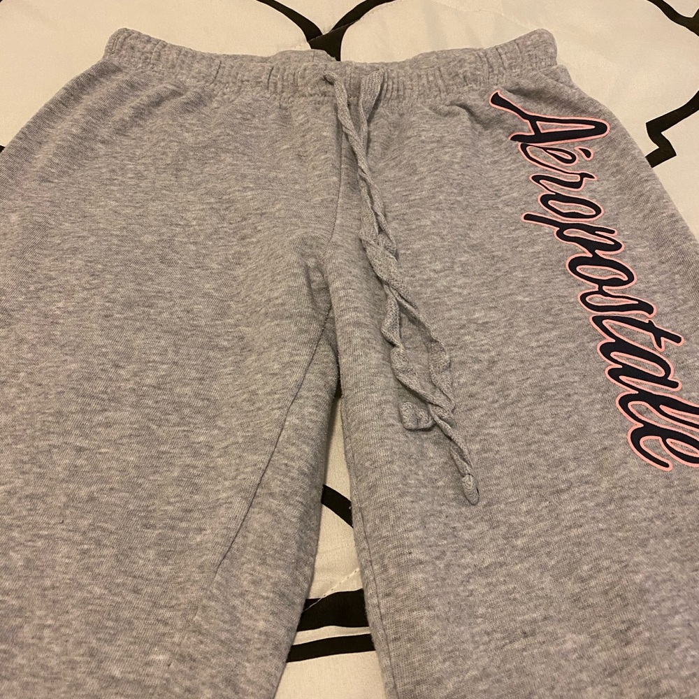 Comfy sweats - Picture 2 of 4